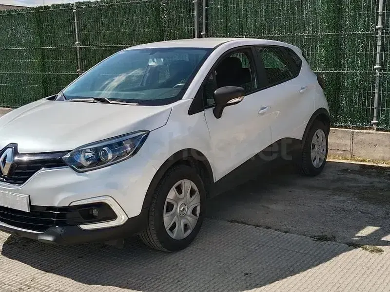 Usado Renault Captur Life 90 CV (66 kW) 2019 Blanco SUV