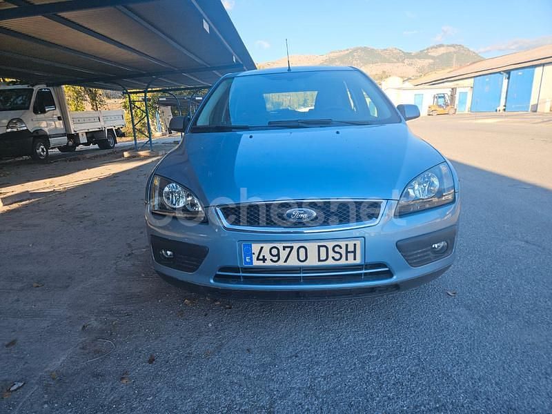 Usado Ford Focus Sport 109 CV (80 kW) 2006 Azul Berlina