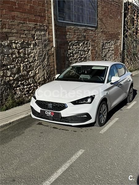Usado Seat Leon Style 115 CV (84 kW) 2021 Blanco Berlina