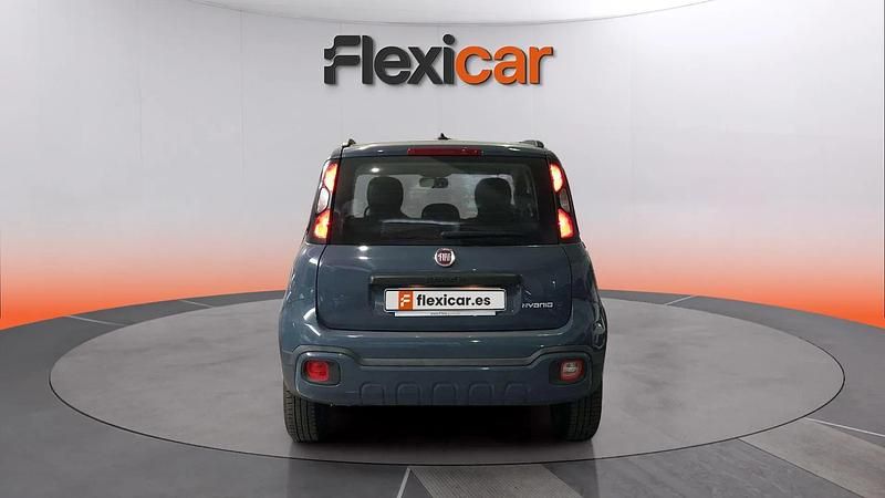 Usado Fiat Panda Cross Cross 70 CV (51 kW) 2021 Azul Utilitario