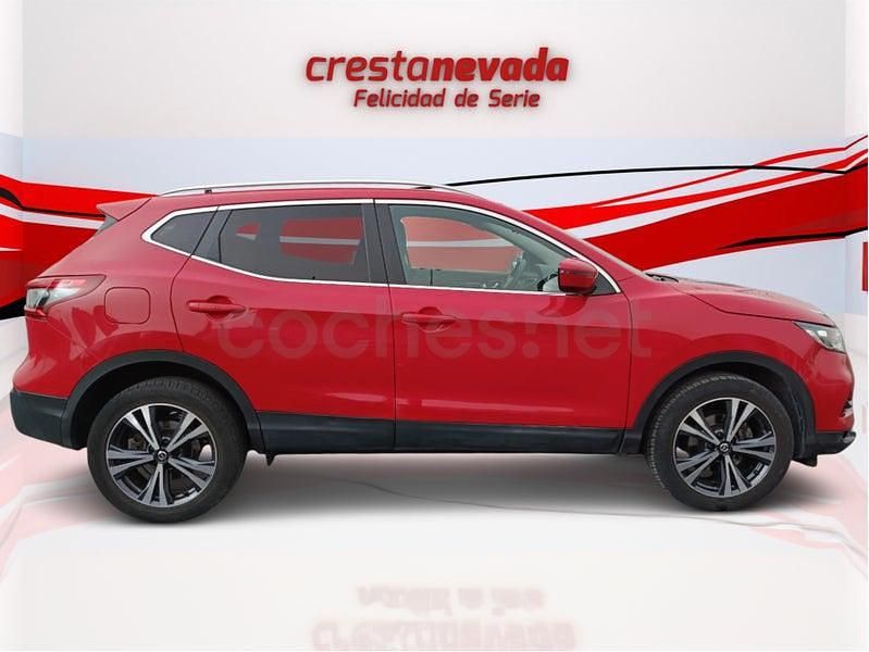 Usado Nissan Qashqai Acenta 140 CV (102 kW) 2019 Rojo SUV