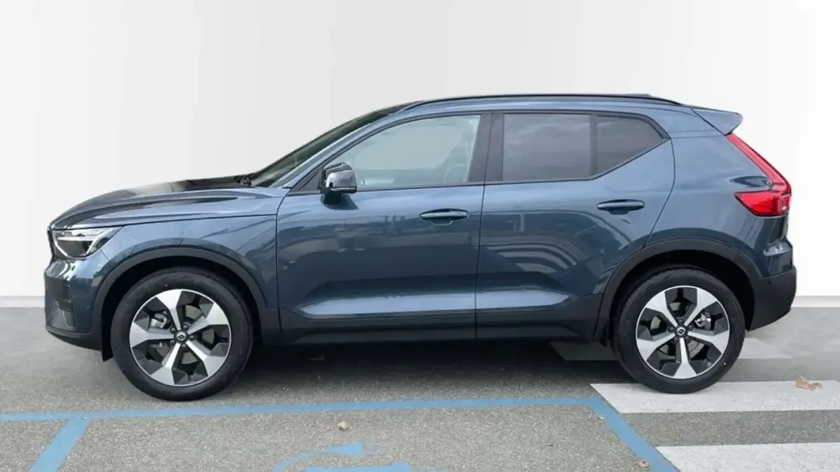 Nuevo Volvo XC40 Ultra 163 CV (119 kW) 2026 Azul SUV