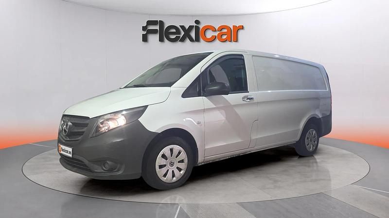 Usado Mercedes Vito 102 CV (75 kW) 2022 Blanco Van