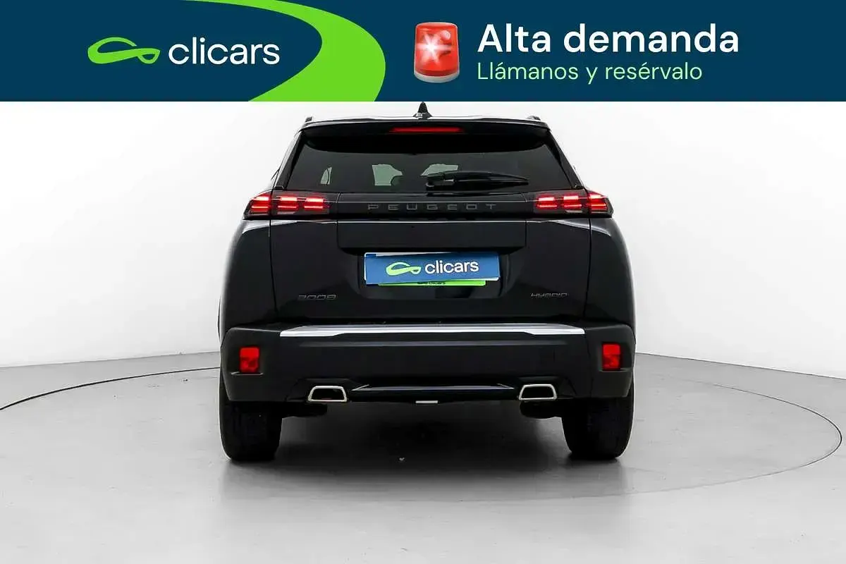 Usado Peugeot 2008 Allure 136 CV (100 kW) 2025 Negro SUV