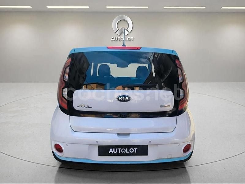 Usado Kia Soul 80 kW (110 CV) 2018 Eléctrico SUV