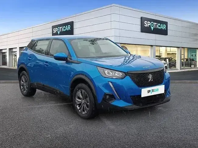 Usado Peugeot 2008 Active 100 CV (73 kW) 2020 Azul SUV