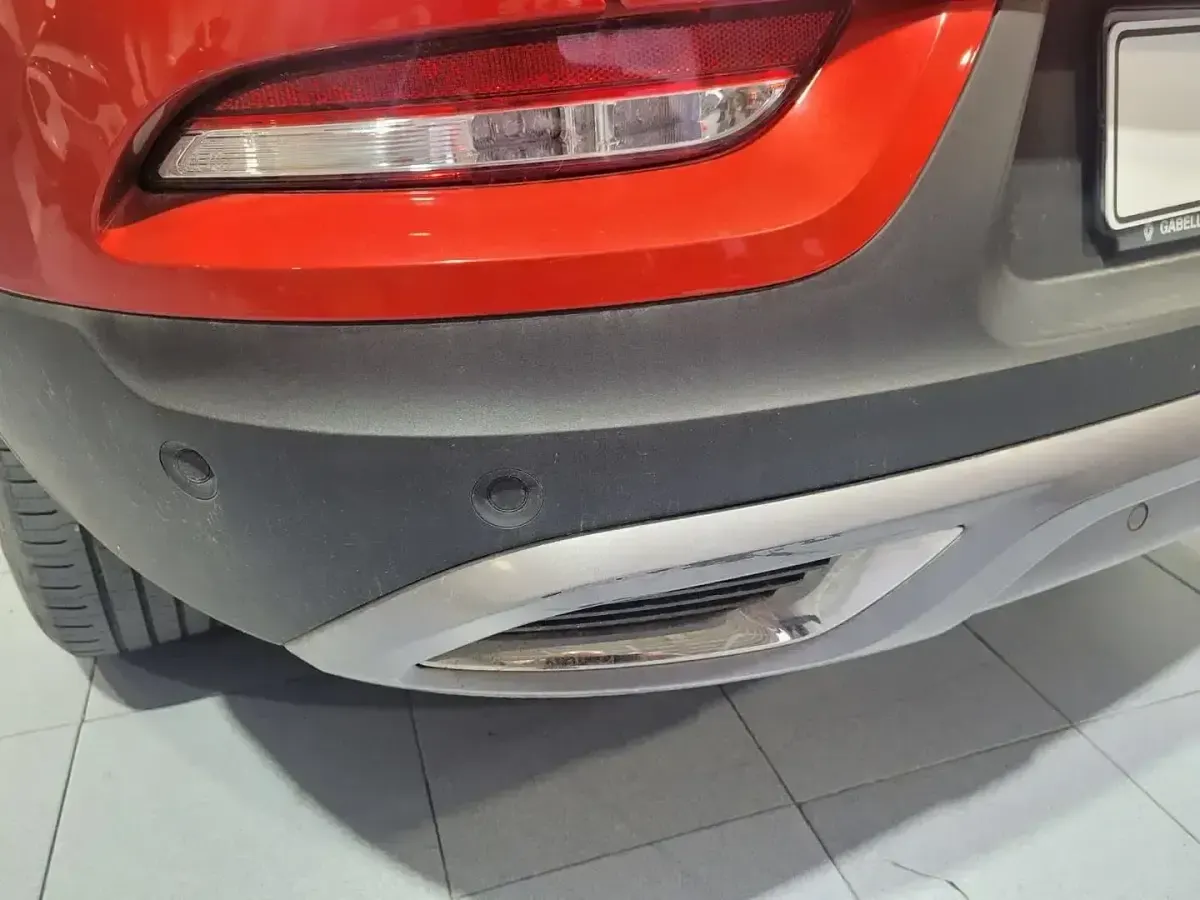 Usado Renault Kadjar Zen 115 CV (84 kW) 2019 Rojo SUV