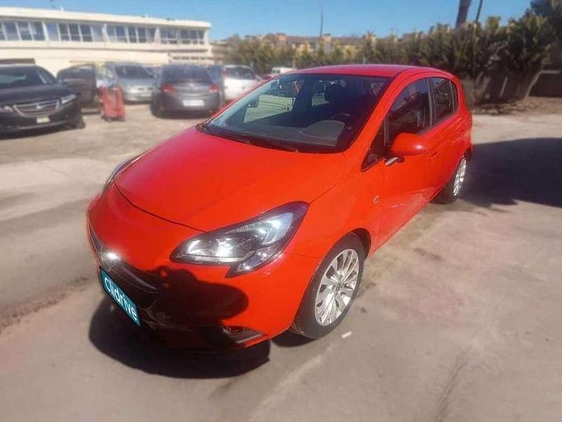 Usado Opel Corsa Selective 90 CV (66 kW) 2018 Rojo Utilitario