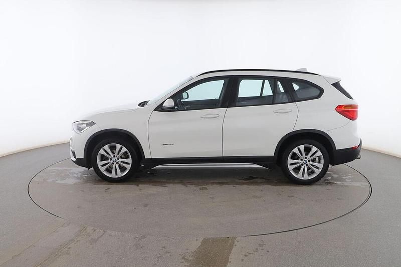 Usado BMW X1 xLine 150 HP (110 kW) 2017 Branco SUV