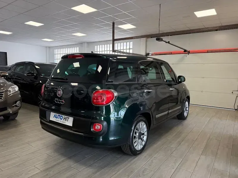 Usado Fiat 500L Lounge 85 CV (62 kW) 2014 Verde Monovolumen