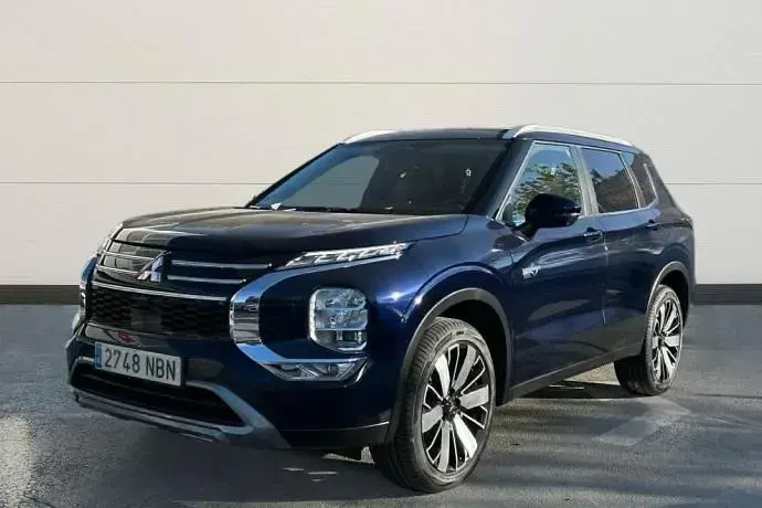 Usado Mitsubishi Outlander 306 CV (225 kW) 2024 SUV