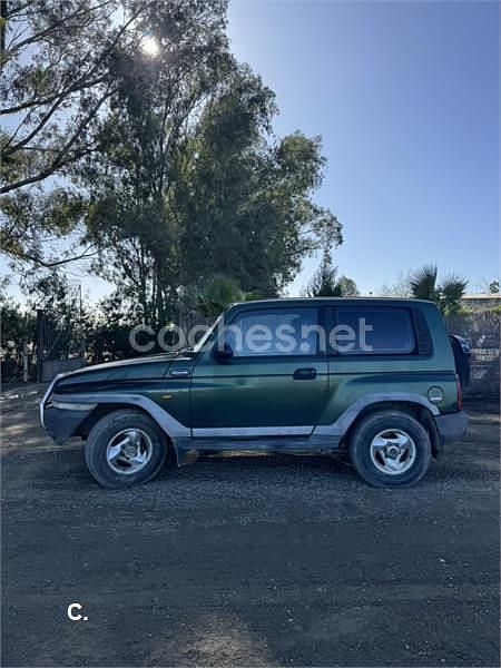Usado Ssangyong (KGM) Korando 101 CV (74 kW) 2001 Verde SUV