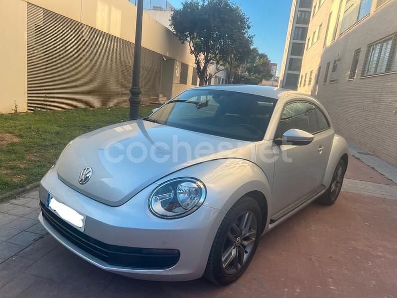 Gris / plata Usado 2013 VW Beetle Berlina | 9990 € (Buen precio) - Imagen 1/4