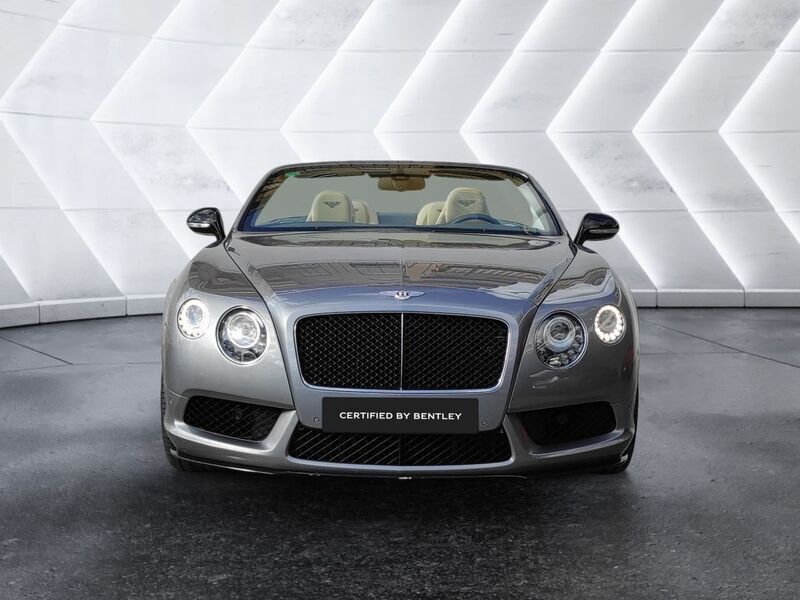Usado Bentley Continental GT 529 CV (389 kW) 2014 Gris metalizado Descapotable