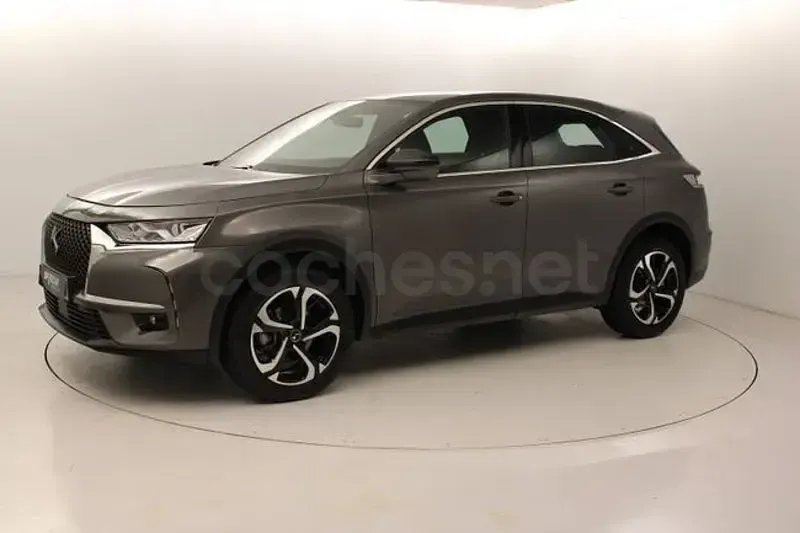 Usado DS Automobiles DS7 Crossback Bastille 130 CV (95 kW) 2021 Gris / plata SUV