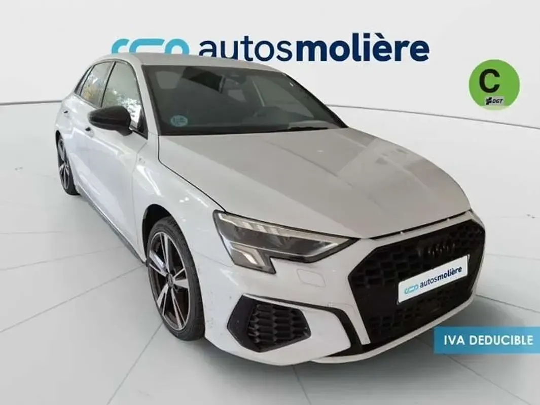 Usado Audi A3 Sportback S-Line 150 CV (110 kW) 2022 Blanco Utilitario