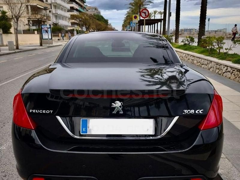 Usado Peugeot 308 CC Active 156 CV (114 kW) 2011 Negro Descapotable