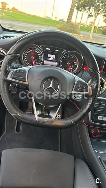 Käytetty Mercedes A180 AMG line 122 HP (89 kW) 2017 Valkoinen Sedan