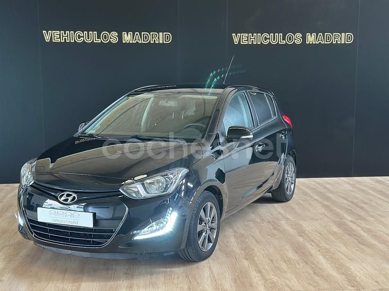Negro Usado 2014 Hyundai i20 Base Berlina | 4300 € (Super precio) - Imagen 1/4