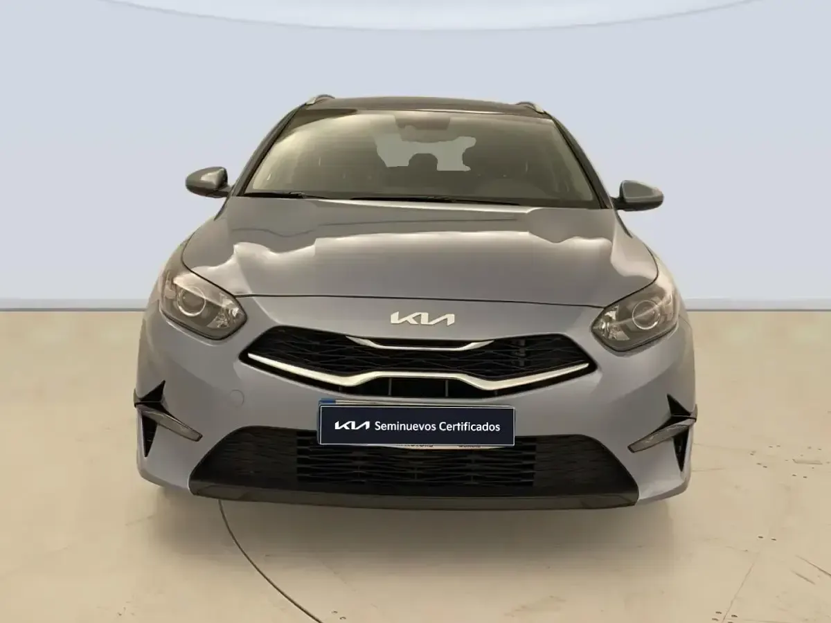 Usado Kia Ceed 120 CV (88 kW) 2021 Gris Utilitario