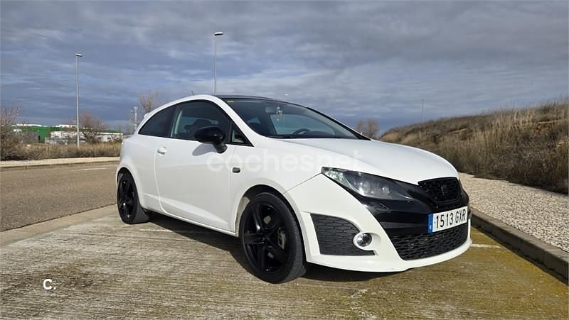 Usado Seat Ibiza SC FR 143 CV (105 kW) 2010 Blanco Utilitario