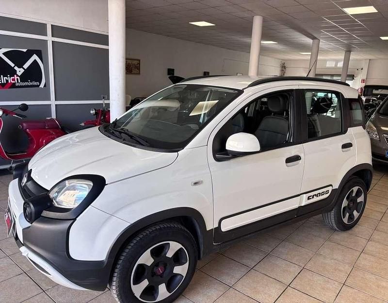 Usado Fiat Panda Young 69 CV (50 kW) 2014 Blanco Utilitario