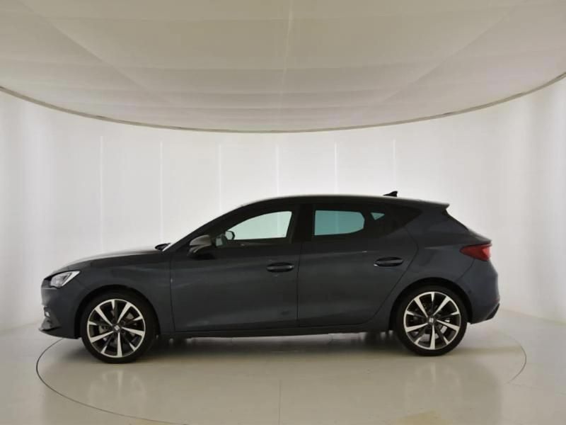 Nuevo Seat Leon FR 150 CV (110 kW) 2025 Gris/plata