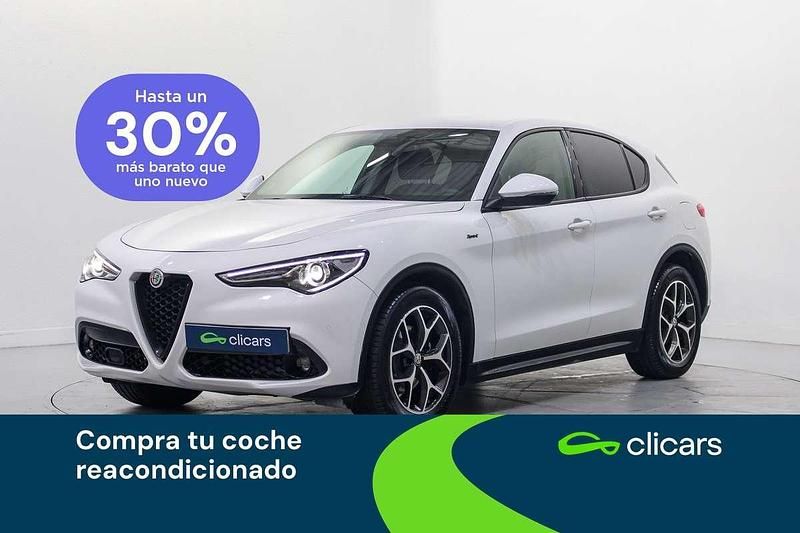 Usado Alfa Romeo Stelvio Sprint 190 CV (139 kW) 2021 Blanco SUV