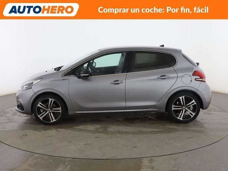 Usado Peugeot 208 GT-line 110 CV (80 kW) 2019 Gris Utilitario