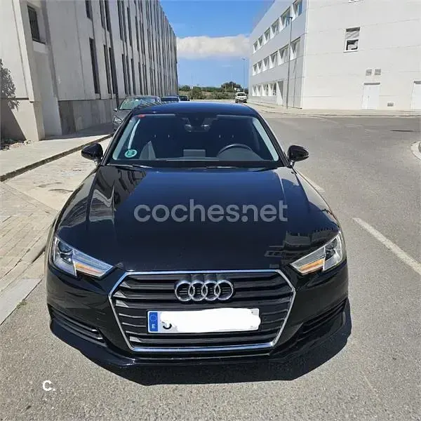 Usado Audi A4 Advanced 150 CV (110 kW) 2017 Negro Berlina