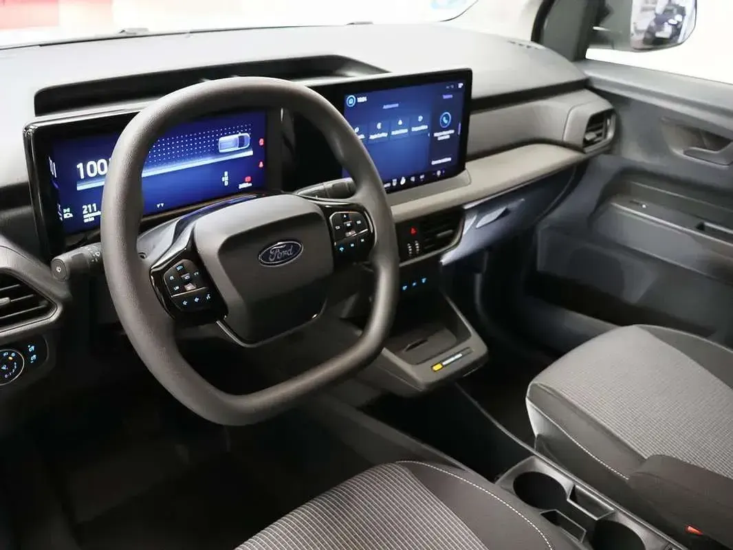 Usado Ford Transit Trend 100 kW (136 CV) 2025 Blanco Van