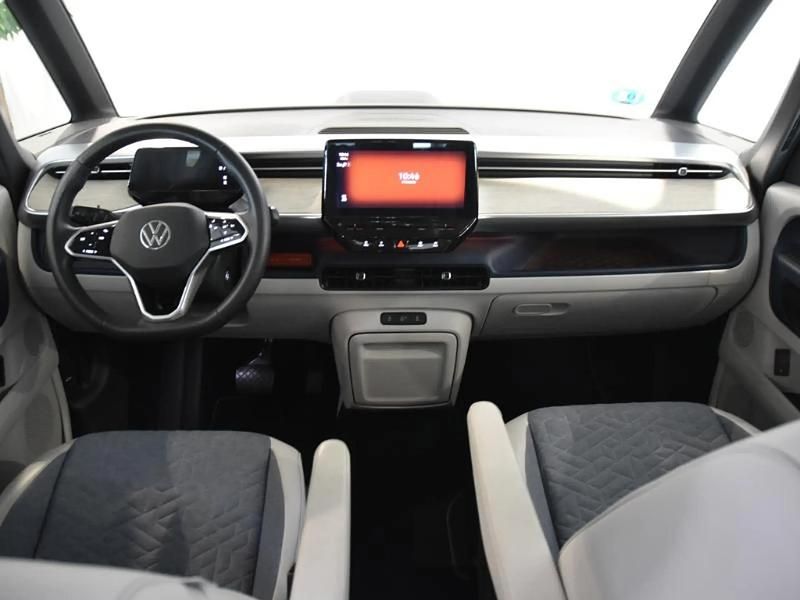 Usado VW ID. Buzz Pro 150 kW (204 CV) 2024 Gris/plata Monovolumen