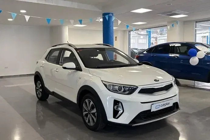Usado Kia Stonic 100 CV (73 kW) 2021 SUV