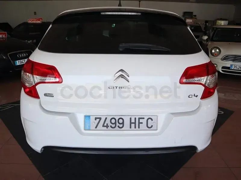 Usado Citroën C4 Seduction 114 CV (83 kW) 2012 Blanco Berlina