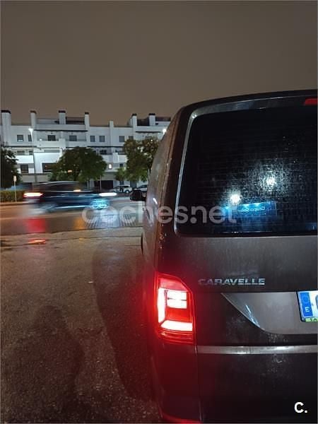 Usado VW Caravelle Trendline 102 CV (75 kW) 2017 Marrón Monovolumen