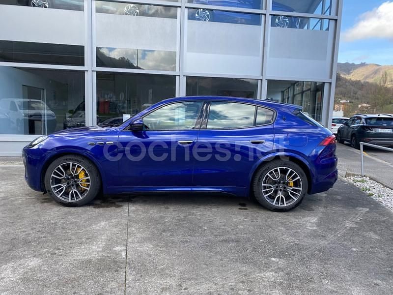 Azul Usado 2024 Maserati Grecale SUV | 74.900 € (Precio justo) - Imagen 1/4