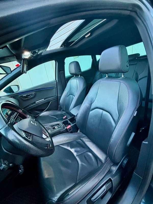 Usado Seat Leon FR 150 CV (110 kW) 2018 Azul Utilitario