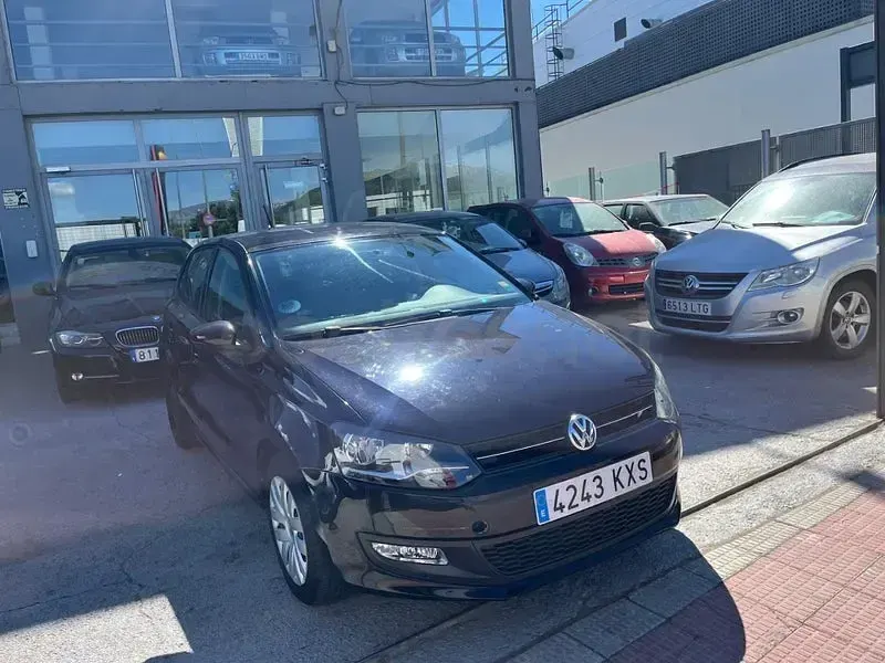 Begagnad VW Polo Advance 70 HK (51 kW) 2013 Svart Halvkombi