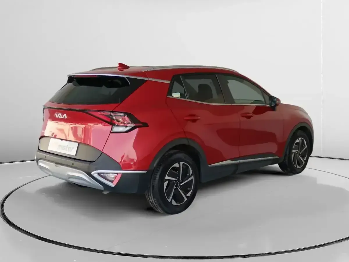 Usado Kia Sportage Motion 150 CV (110 kW) 2022 Rojo SUV