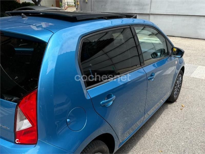 Usado Seat Mii Style 68 CV (50 kW) 2017 Azul Utilitario