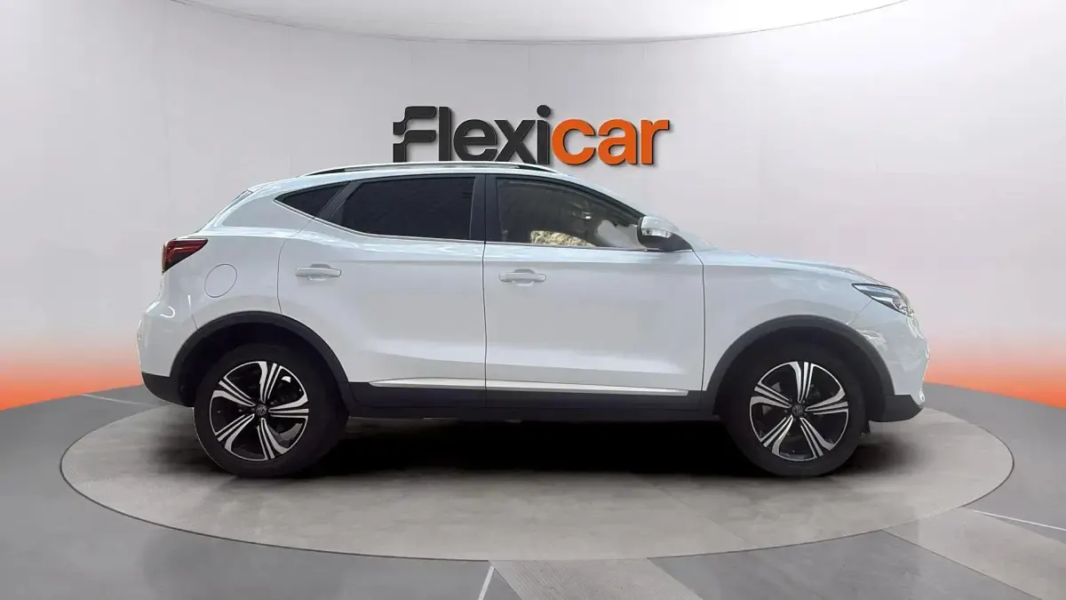 Usado MG ZS Comfort 116 CV (85 kW) 2025 Blanco SUV
