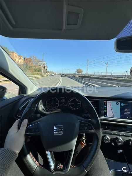 Usado Seat Leon ST FR 150 CV (110 kW) 2017 Gris / plata Familiar