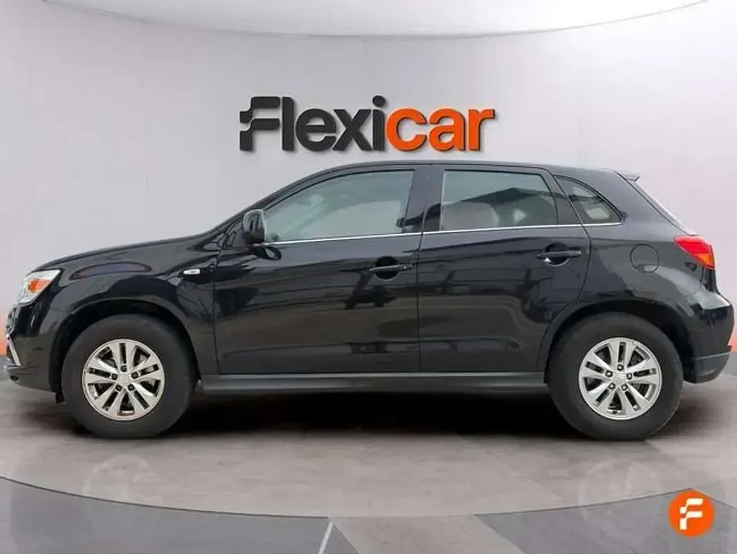 Usado Mitsubishi ASX Motion 117 CV (86 kW) 2019 Negro SUV