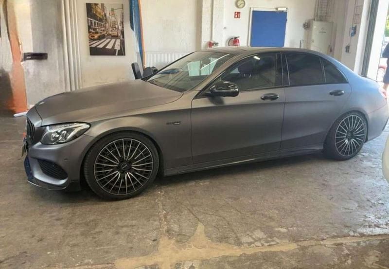 Gris Usado 2017 Mercedes C43 AMG AMG Berlina | 32.990 € (Precio justo) - Imagen 1/4