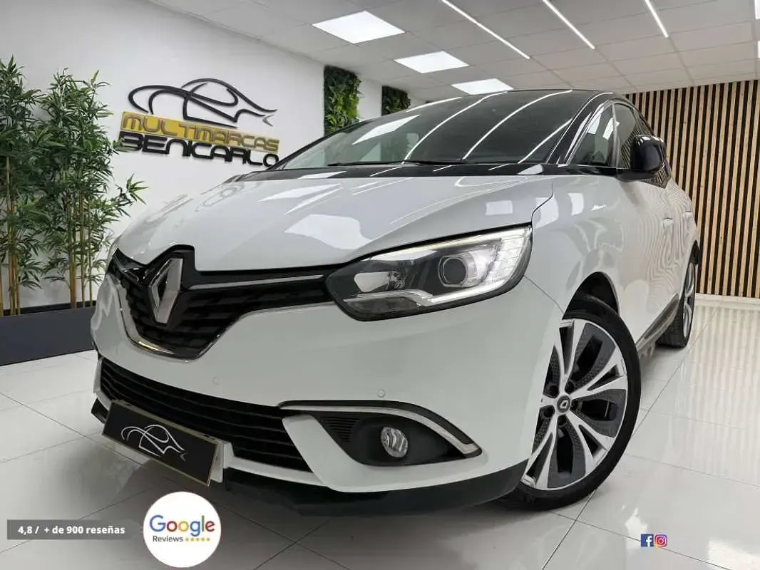Usado Renault Scénic IV Zen 131 CV (96 kW) 2017 Blanco Monovolumen