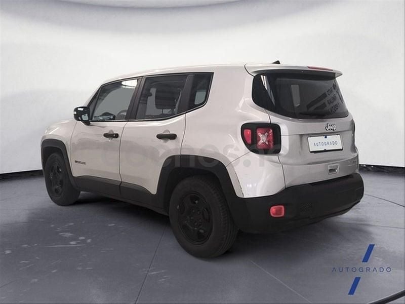Usado Jeep Renegade Sport 120 CV (88 kW) 2019 Gris SUV