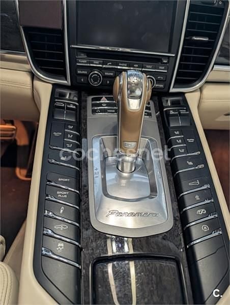 Usado Porsche Panamera Turbo 500 CV (367 kW) 2011 Negro Berlina