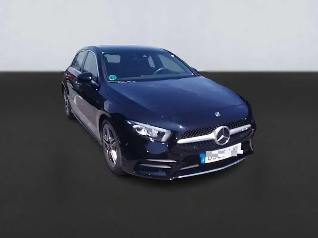 Usado Mercedes CLA200 163 CV (119 kW) 2022 Negro Coupe