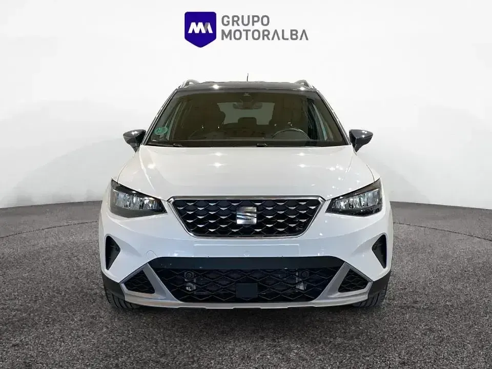 Usado Seat Arona Xperience 115 CV (84 kW) 2025 Blanco SUV