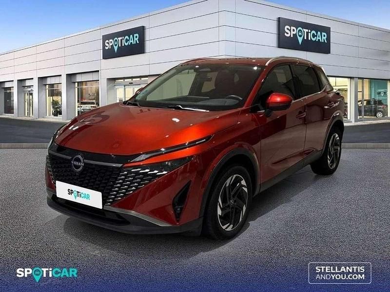 Usado Nissan Qashqai N-Connecta 159 CV (116 kW) 2025 Rojo SUV